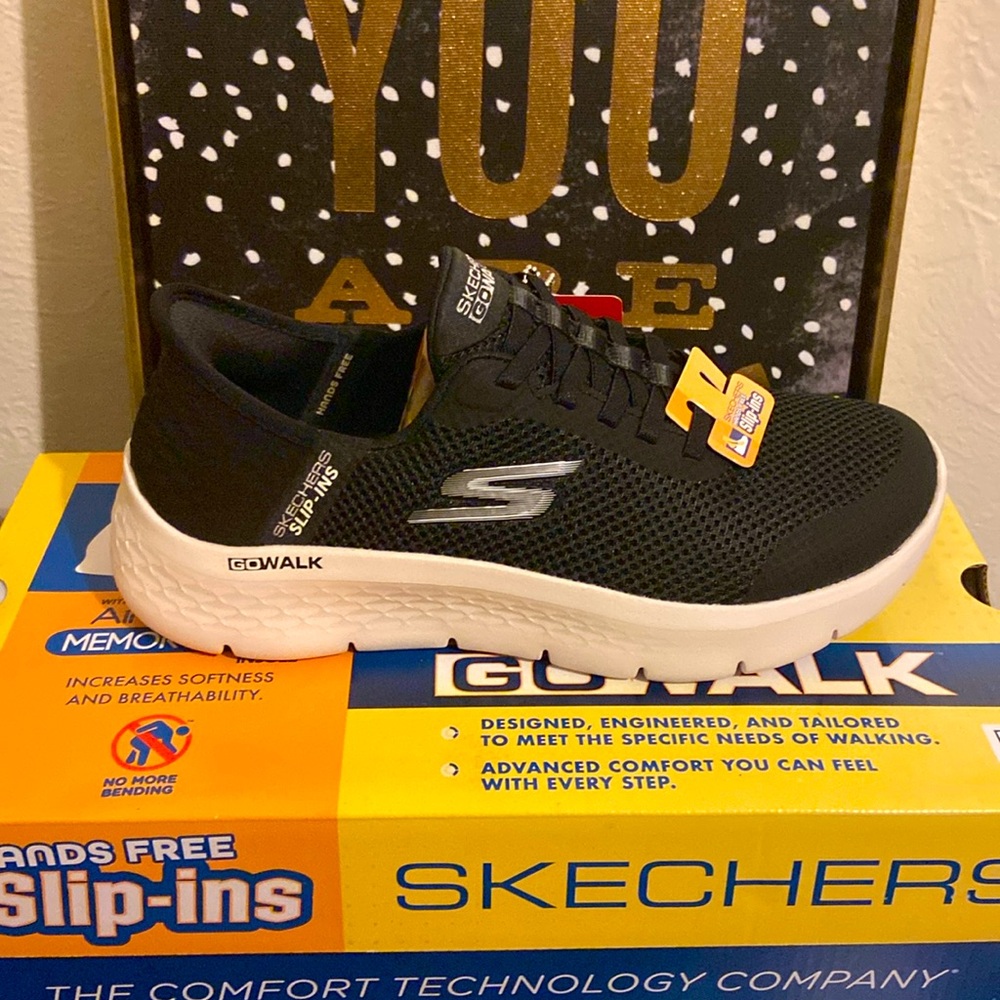 SKECHERS Slip-ins Black 5.5
